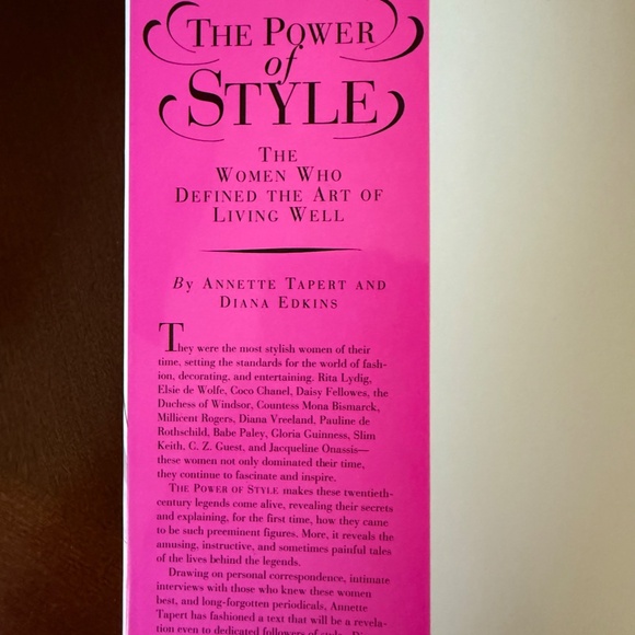 The Power of Style: The Women Who Defined The Art of Living Well book - Picture 3 of 16